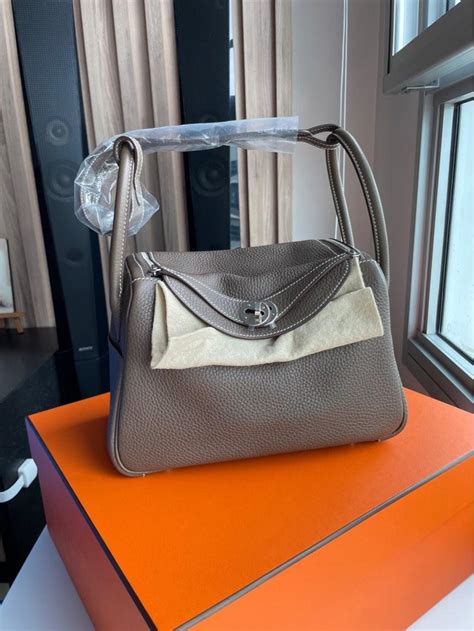 hermes lindy 26 etoupe|Hermes 26 bag.